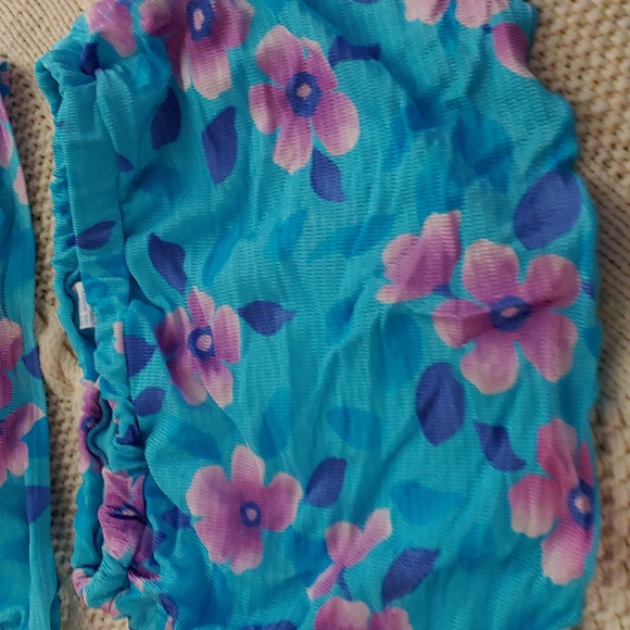 Bathing suit - Picture 3 of 4